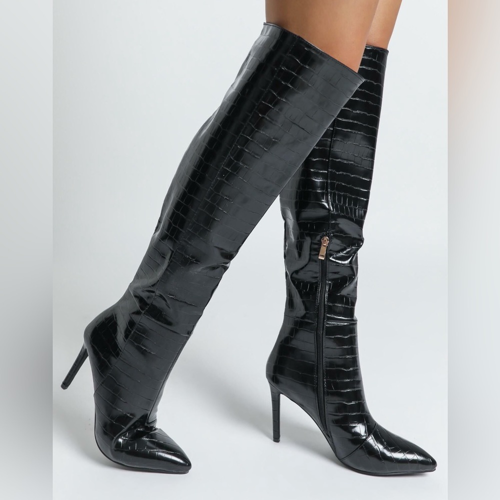Bellini/Princess Polly ‘Naveen’ Tall Black Boots in Black Croc!